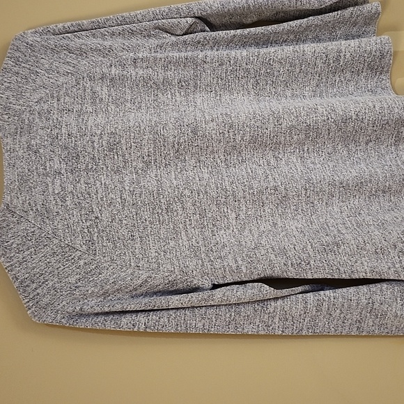 Wilfred Free Gray Ribbed Long Sleeve - Picture 4 of 8